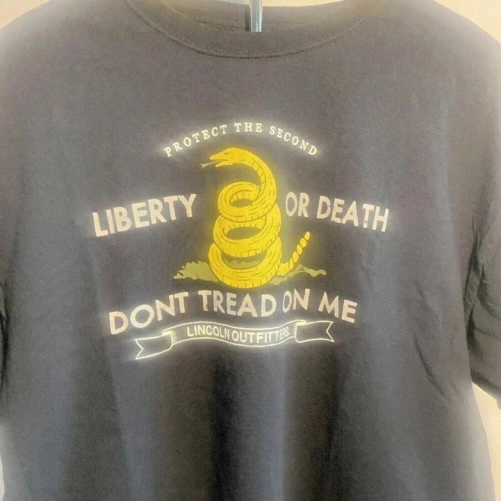 Lincoln Outfitters "Liberty or Death Don't Tread On Me" Black T Shirt XL - Picture 2 of 5